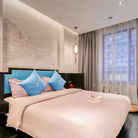 Gongxili - Chujian Hotel Куньмин Экстерьер фото