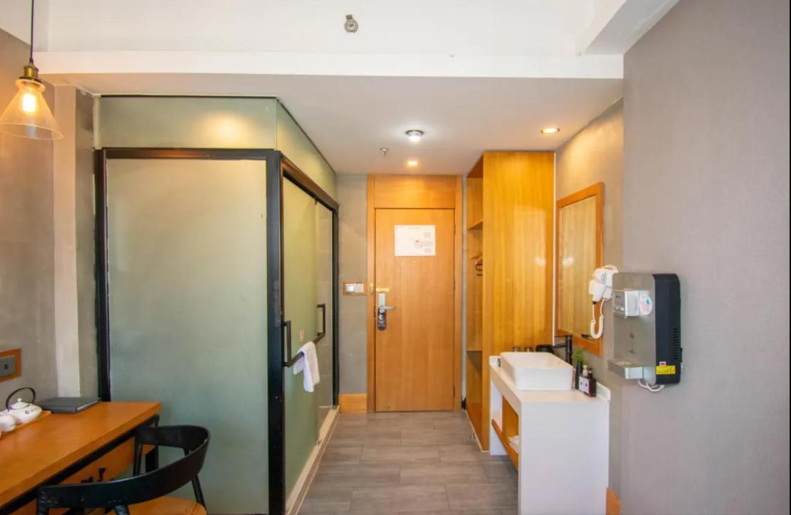 Gongxili - Chujian Hotel Куньмин Экстерьер фото